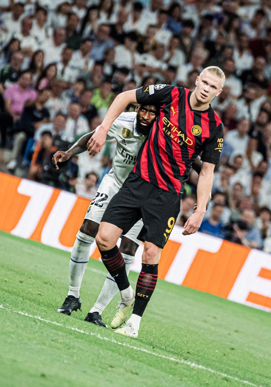 多特蒙德绝杀那不勒斯,哈兰德补时绝平欧冠 多特蒙德绝杀那不勒斯,哈兰德补时绝平欧冠